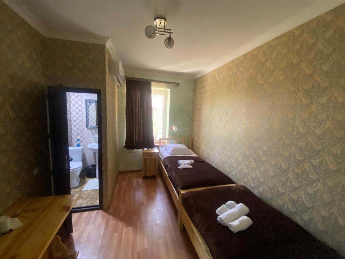 Liviti Hotell Areni Eksteriør bilde