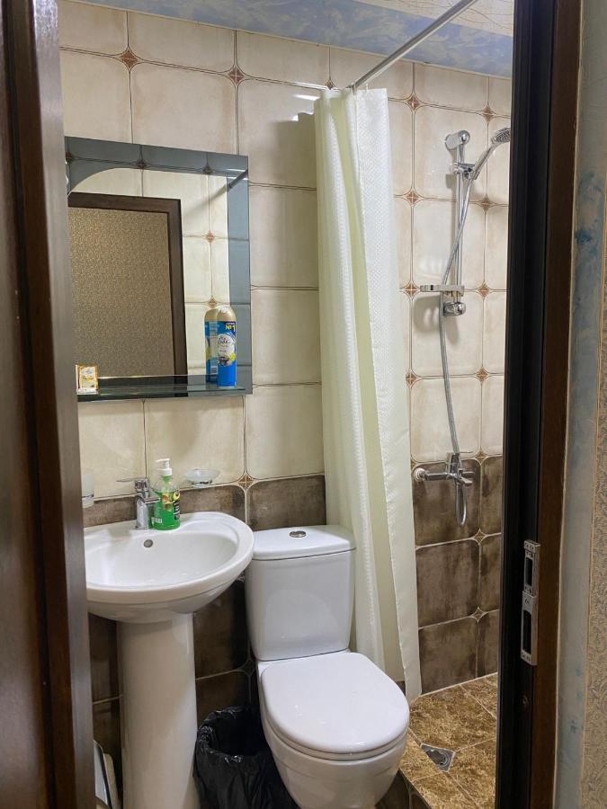 Liviti Hotell Areni Eksteriør bilde